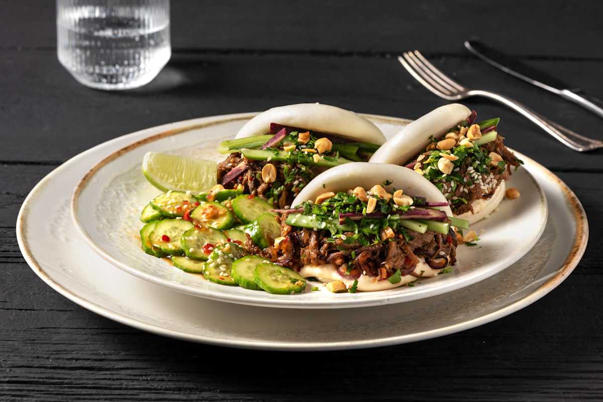Bao buns met teriyaki-eend
