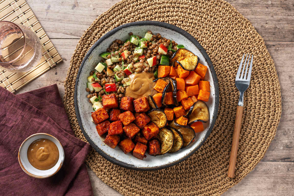 Buddhabowl met tofu en tahindressing