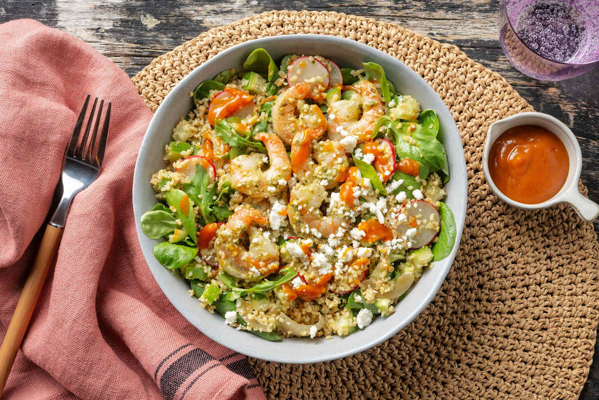 Bulgursalade met knoflook-basilicumgarnalen