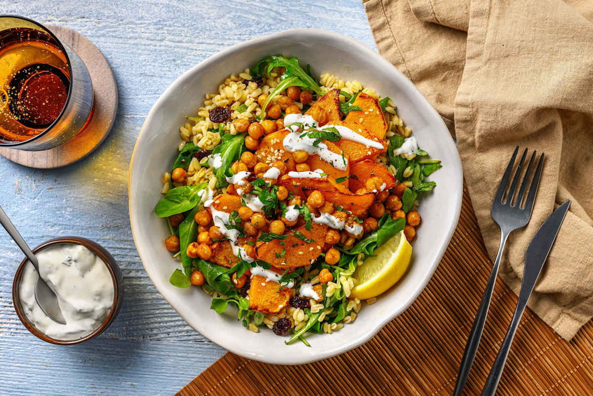 Miso-glazed pompoen met parelgerst