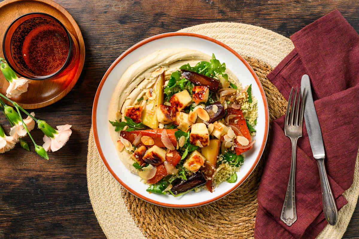Couscoussalade met honingwortel en halloumi
