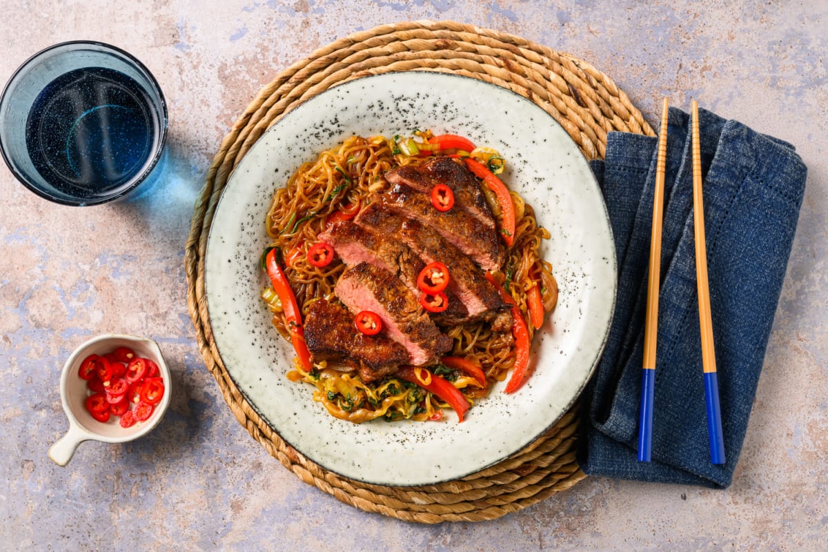 Ponzu steak met rijstnoedels