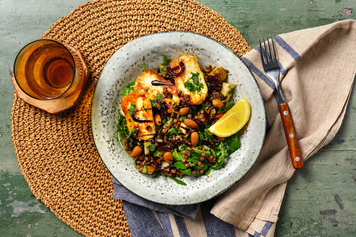 Linzensalade met gebakken halloumi