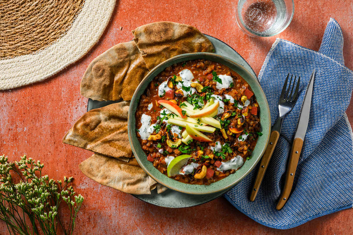 Vegan dahl met rode linzen en wortel