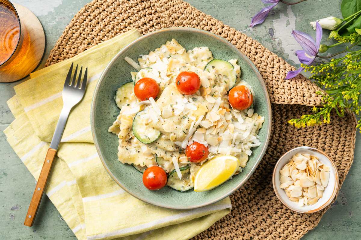 Verse tuinbonenravioli met venkelroomsaus