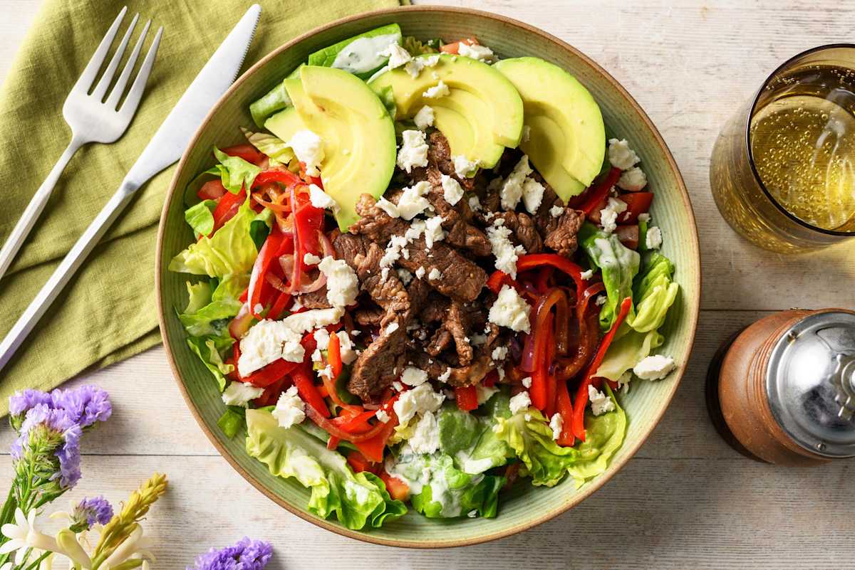 Salade Mexicaanse stijl met biefstukreepjes