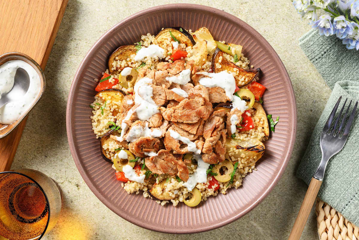 Geroosterde groenten bowl met varkensgyros
