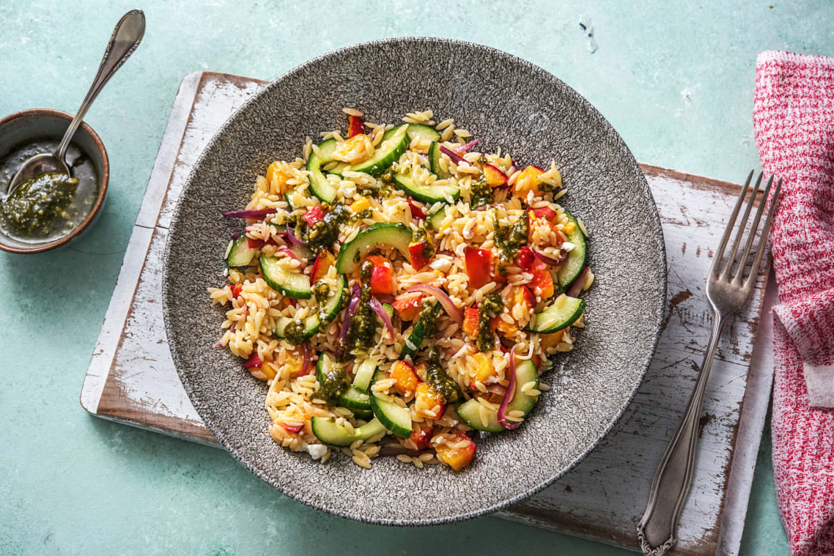 Sommerlicher Orzo-Salat mit Nektarine,