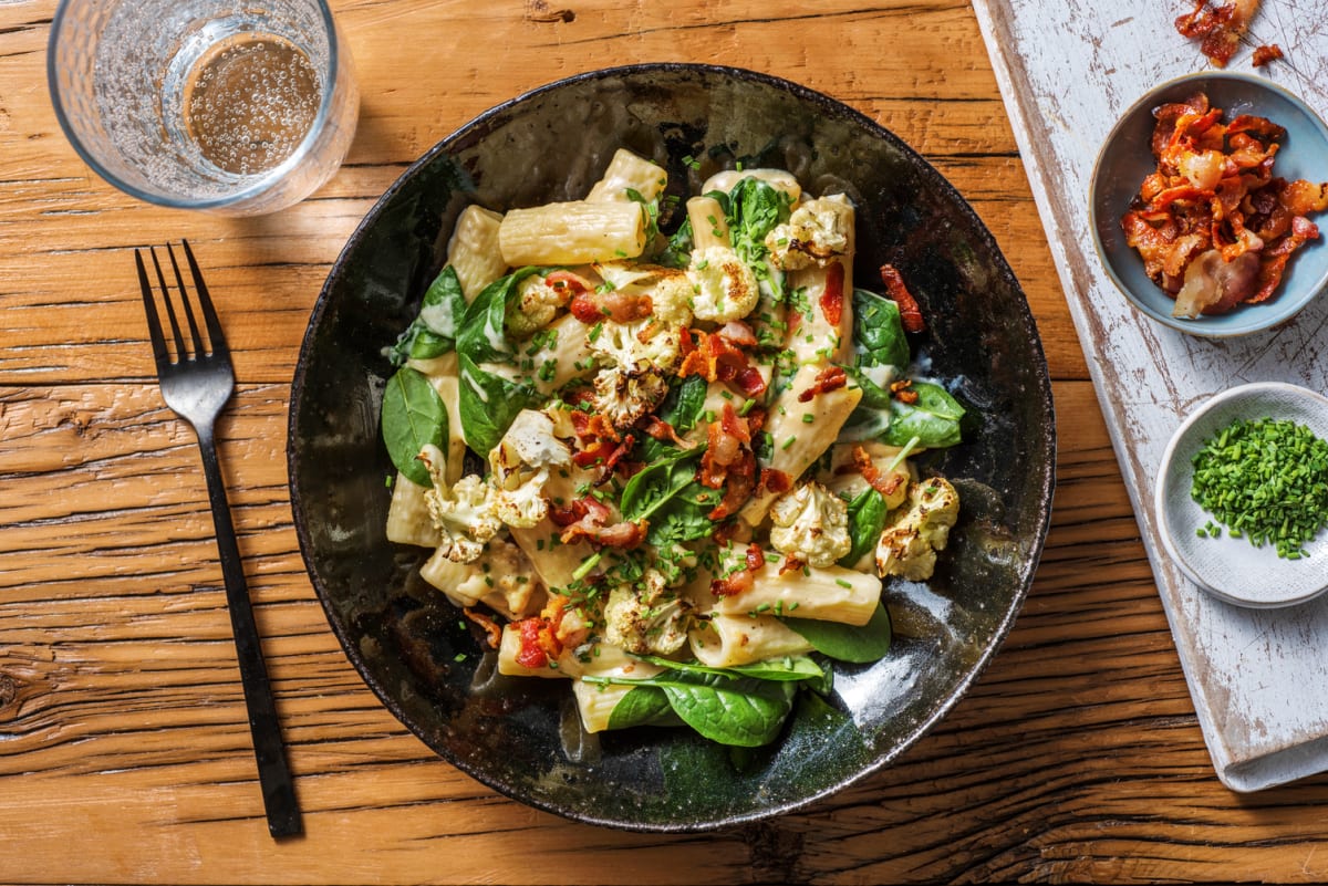 Cheesy Creamy Cauliflower Pasta