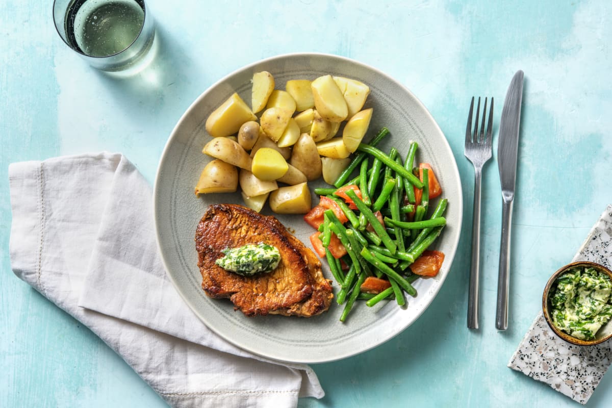 Schweinelachssteak mit Bohnengemüse