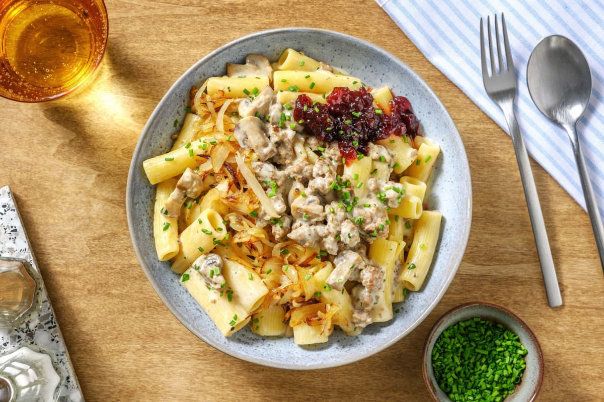 Rigatoni in cremiger Soße nach Köttbullar Art