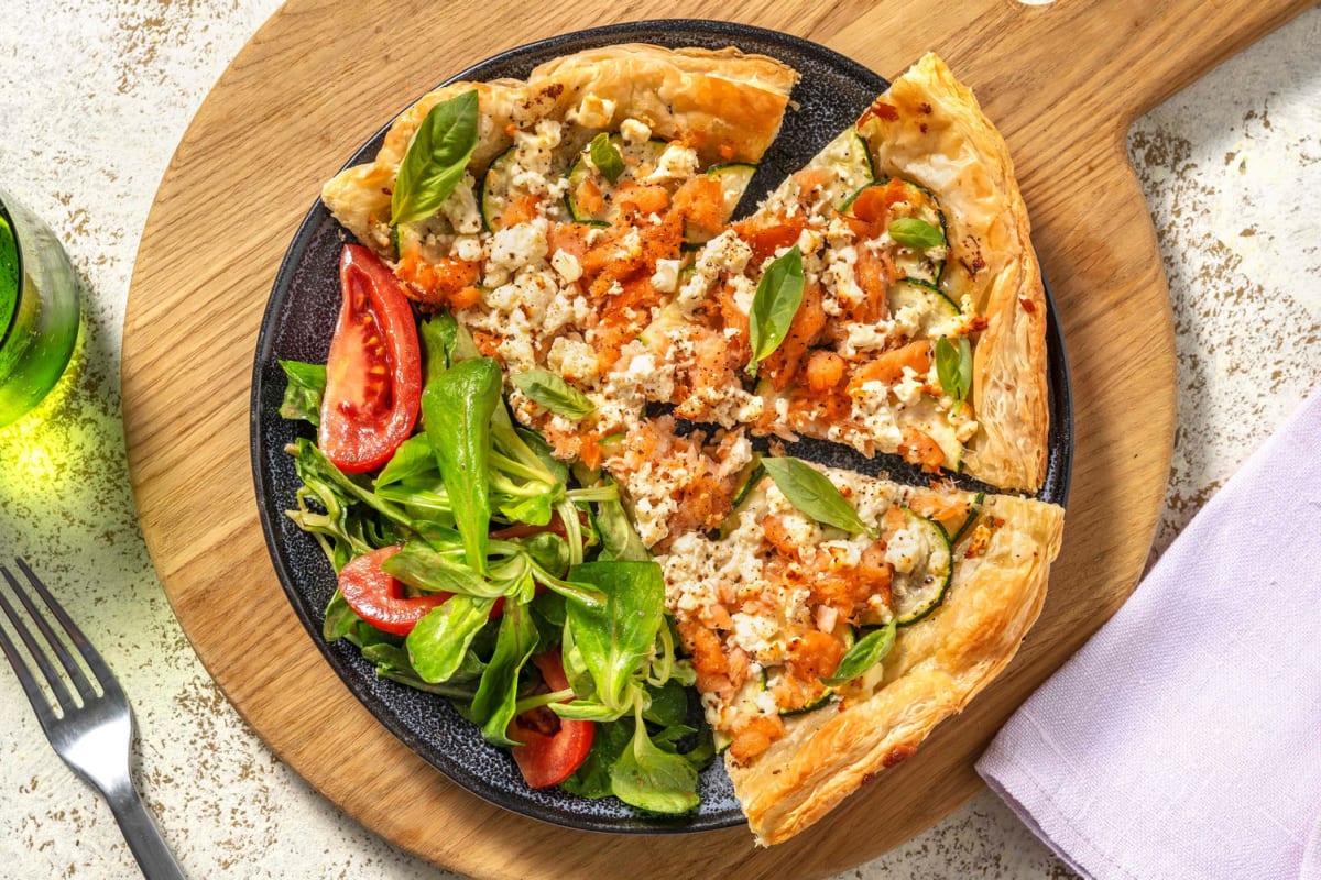 Tarte fine : courgette, saumon & fromage grec