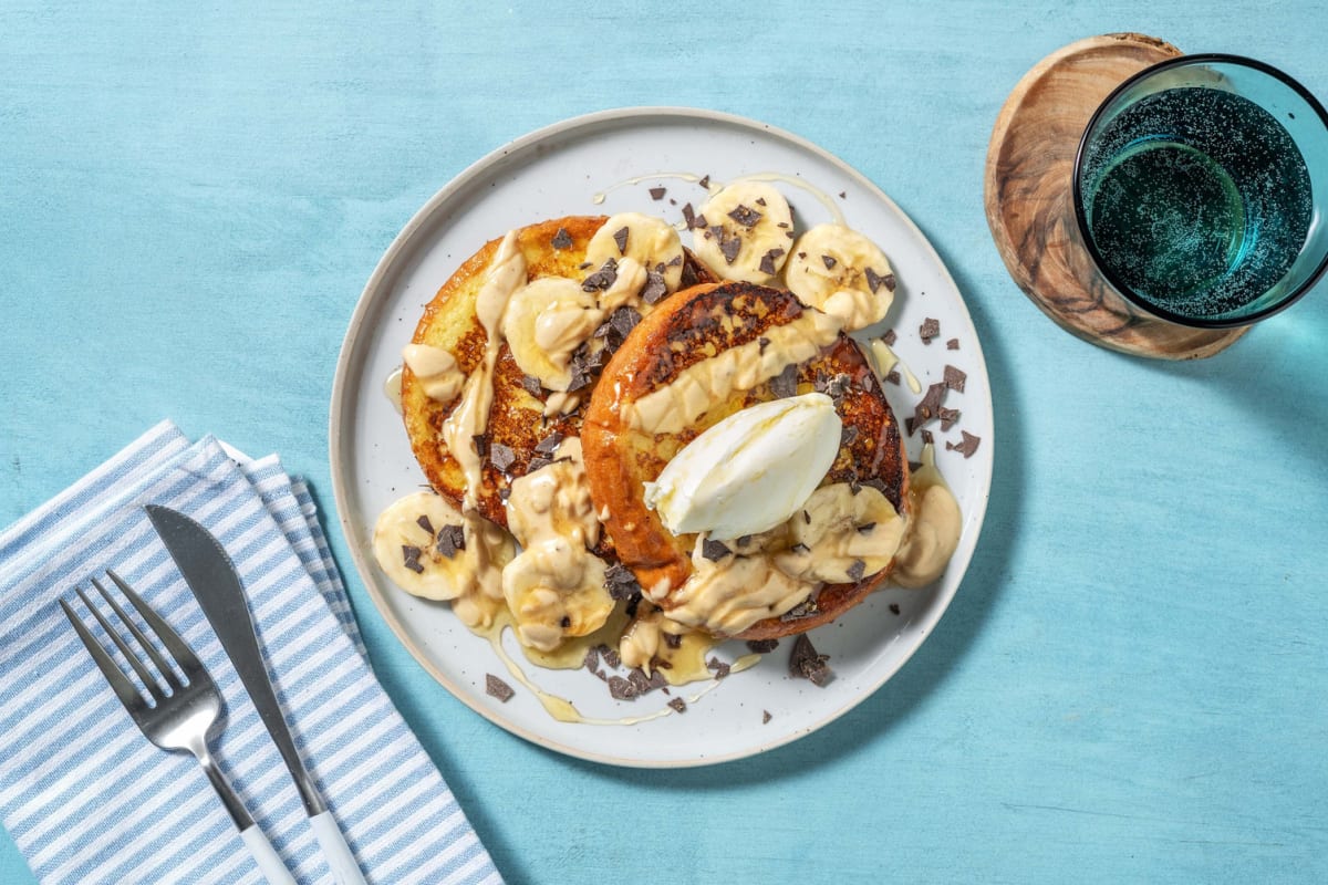 Wentelteefjes van brioche met banaan en chocolade