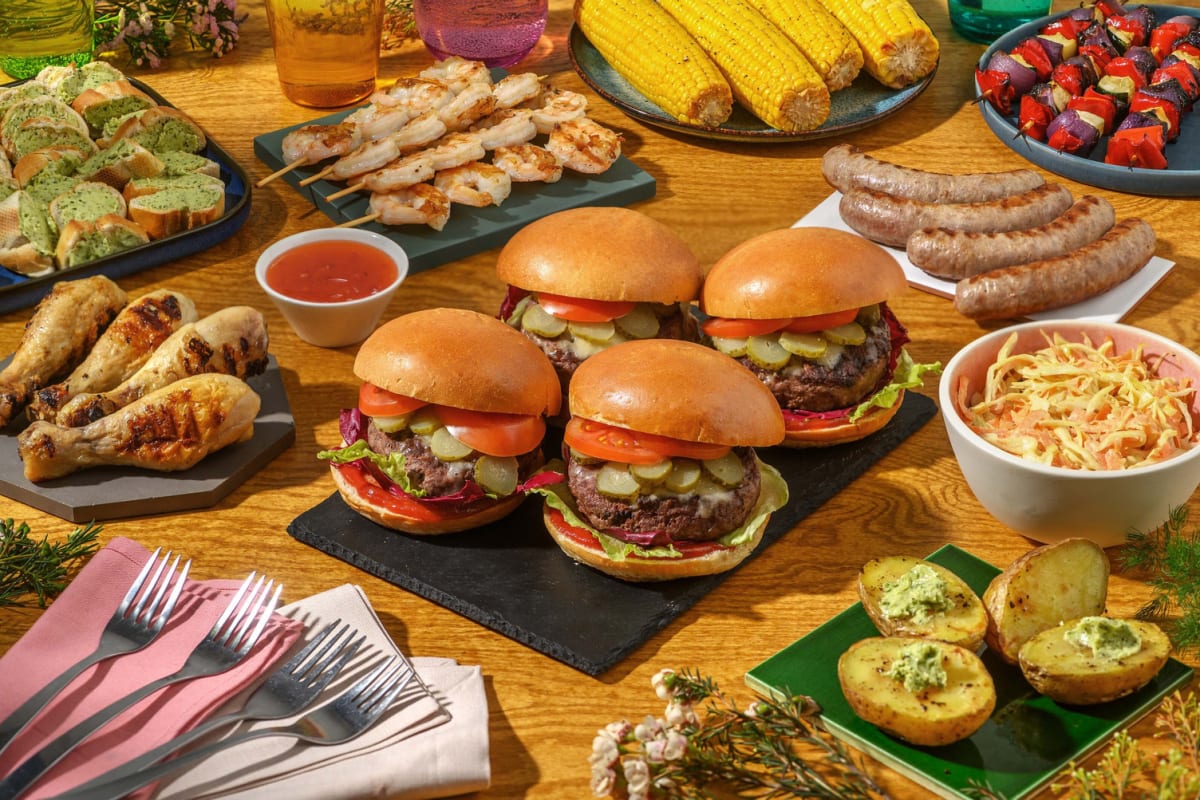 Box BBQ Crevettes hamburgers pilons de poulet et saucisses fermieres Tomates Looye Offertes 4