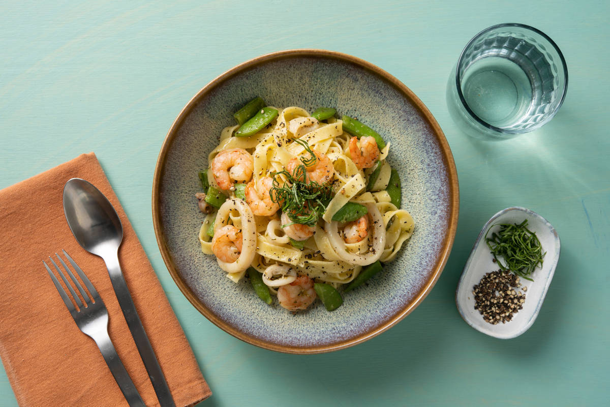 シーフードとスナップエンドウのジェノベーゼパスタ Recipe Hellofresh