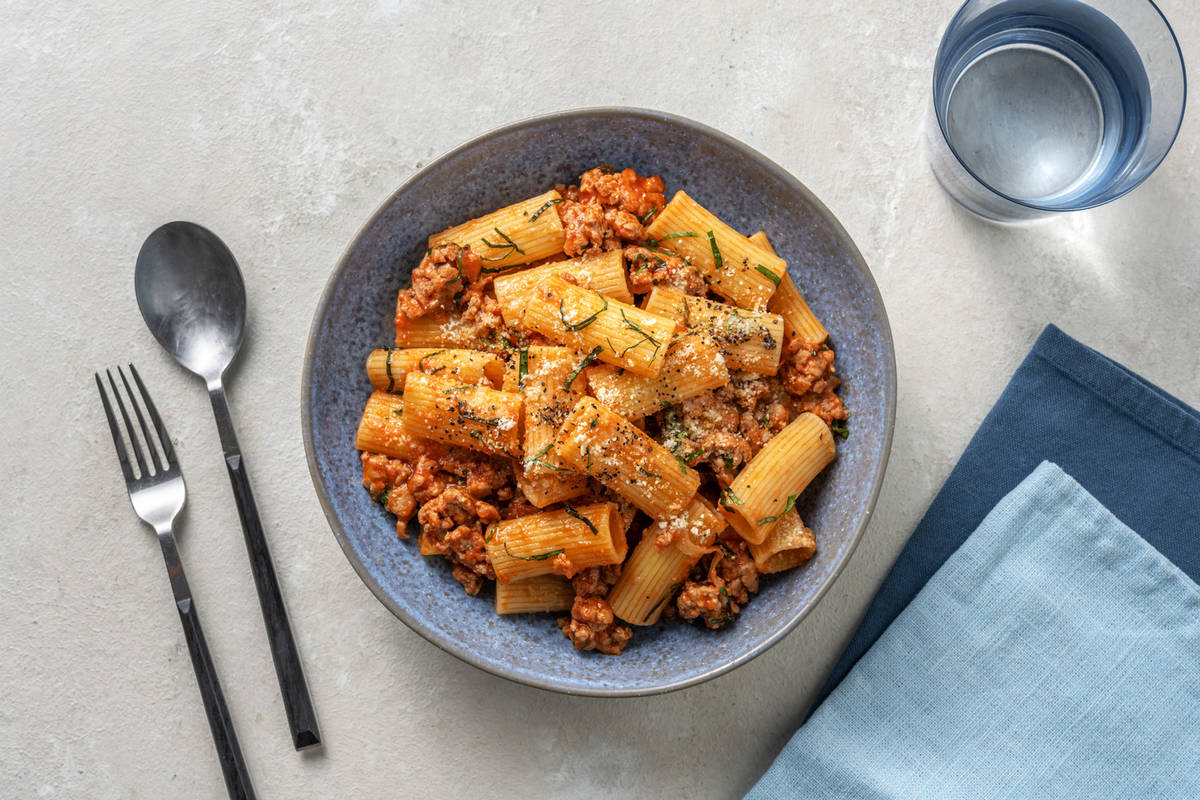 シンプルミートソースのリガトーニ Recipe Hellofresh