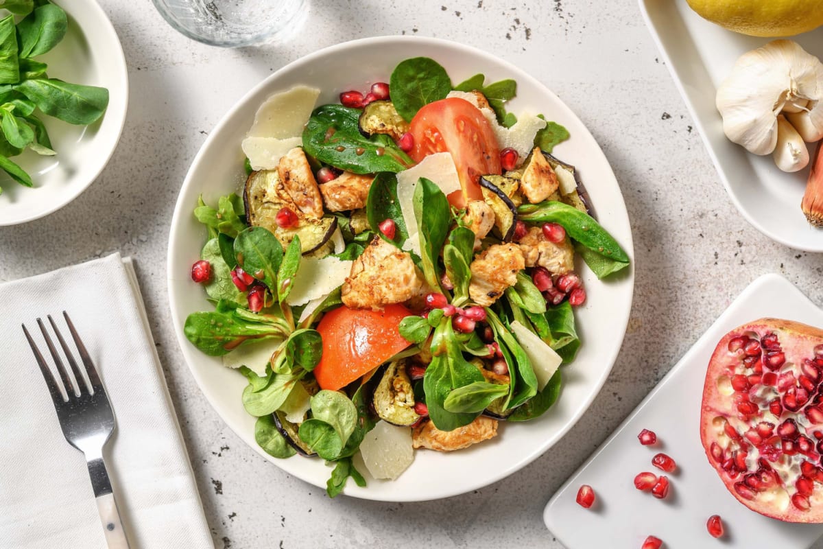 Salade poulet, aubergine rôtie & grana padano