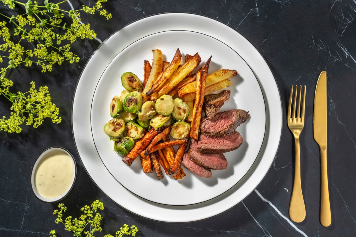 Pavé de bœuf, frites & sauce au bleu