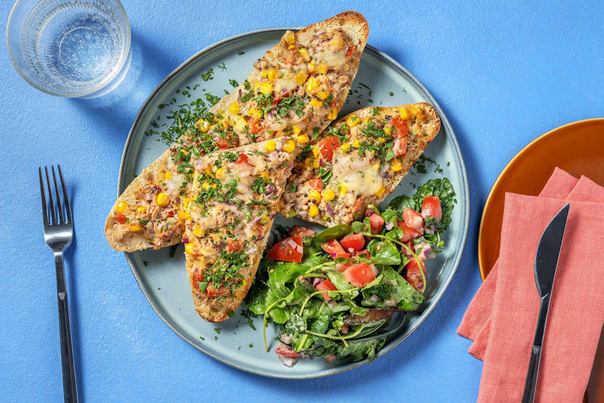 Tuna melts met tomaat en mais