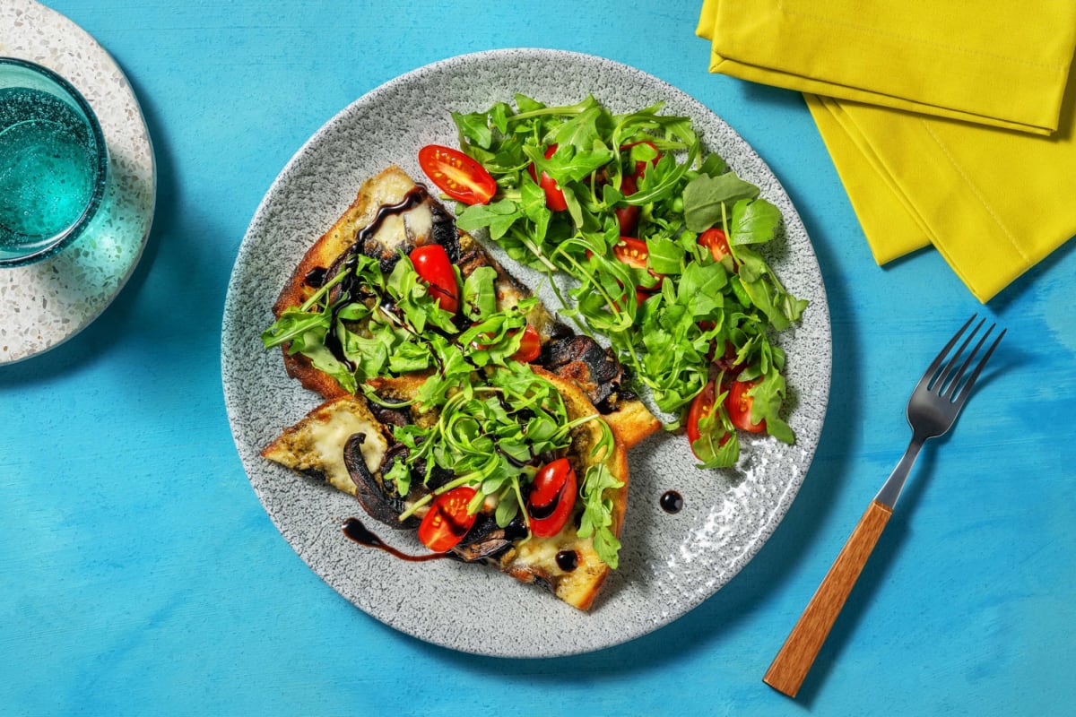 Pesto, Mushroom and Caramelised Onion Naanizza