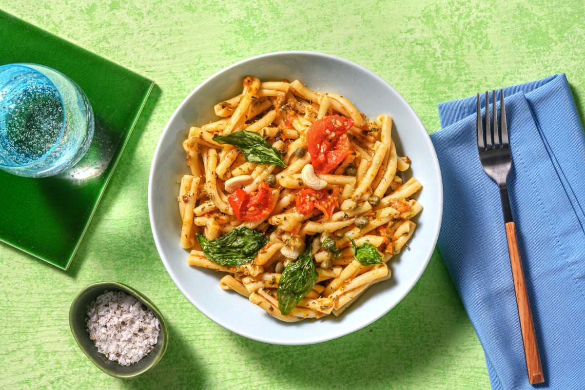 Strozzapreti con patè di pomodori secchi
