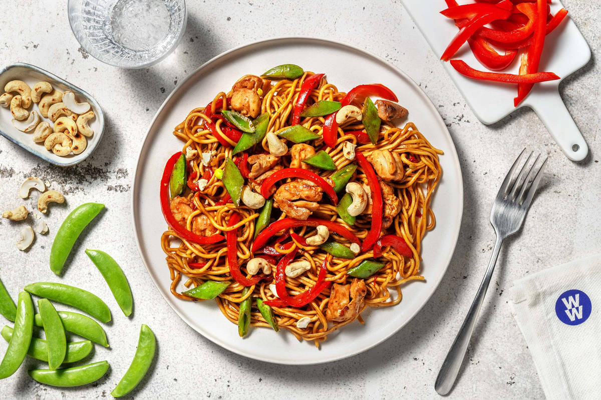 StirFried Hoisin Chicken Noodles Recipe HelloFresh