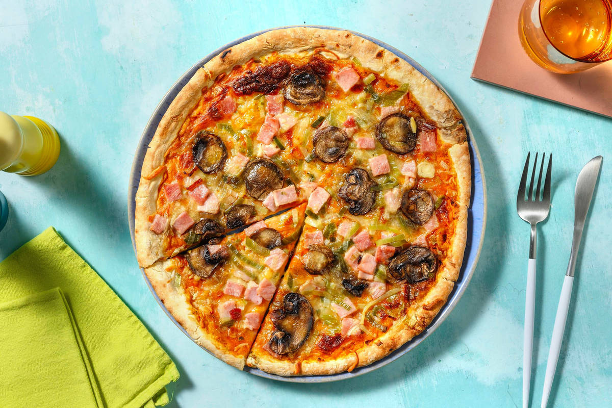 Pizza prosciutto e funghi Recept HelloFresh