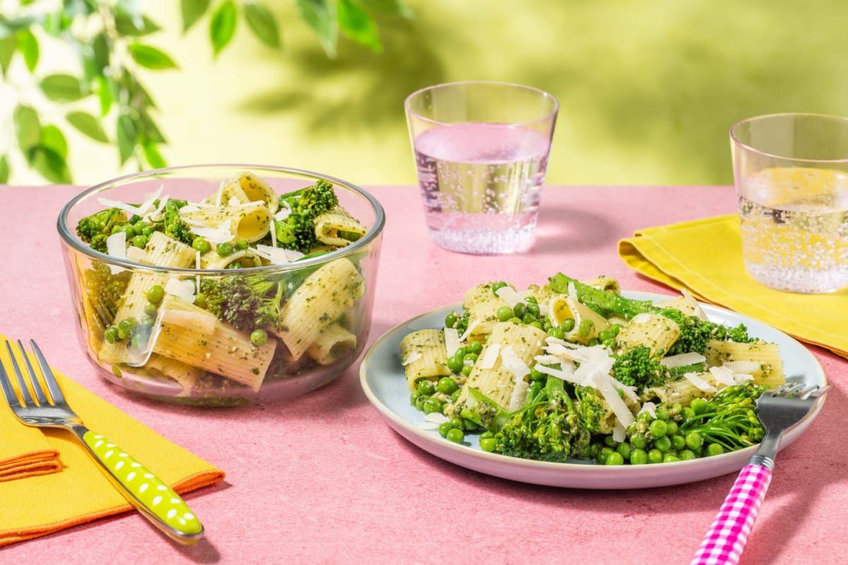 Kids' Cheesy Pesto and Pea Rigatoni Pasta