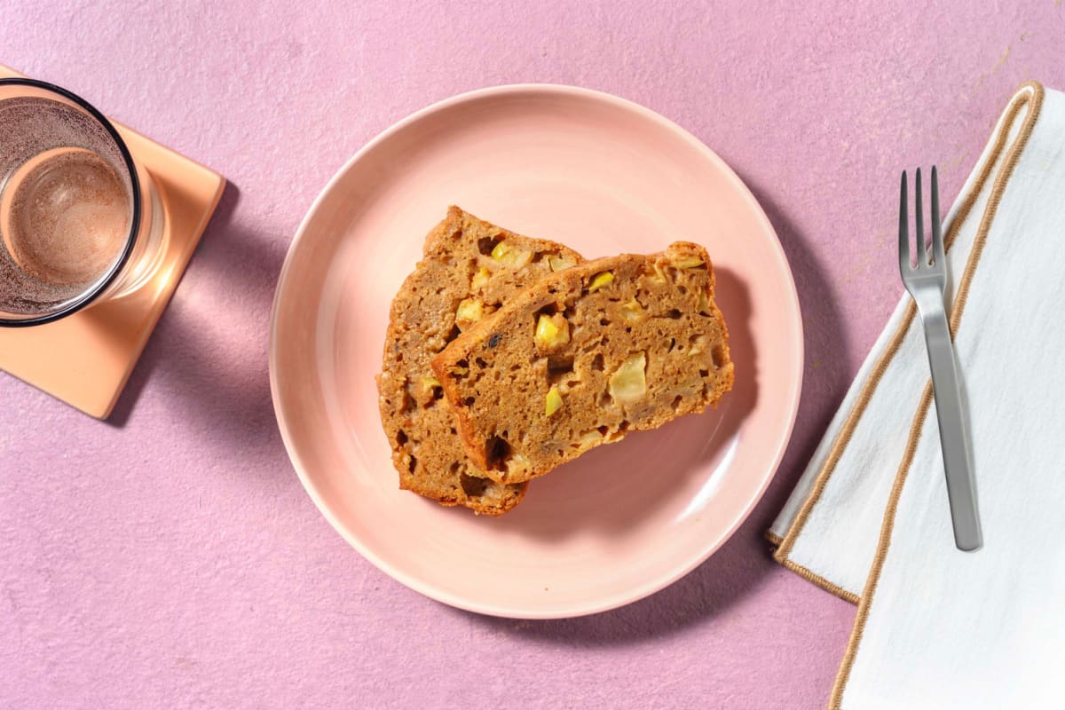 Banana bread aux pommes, raisins secs et amandes