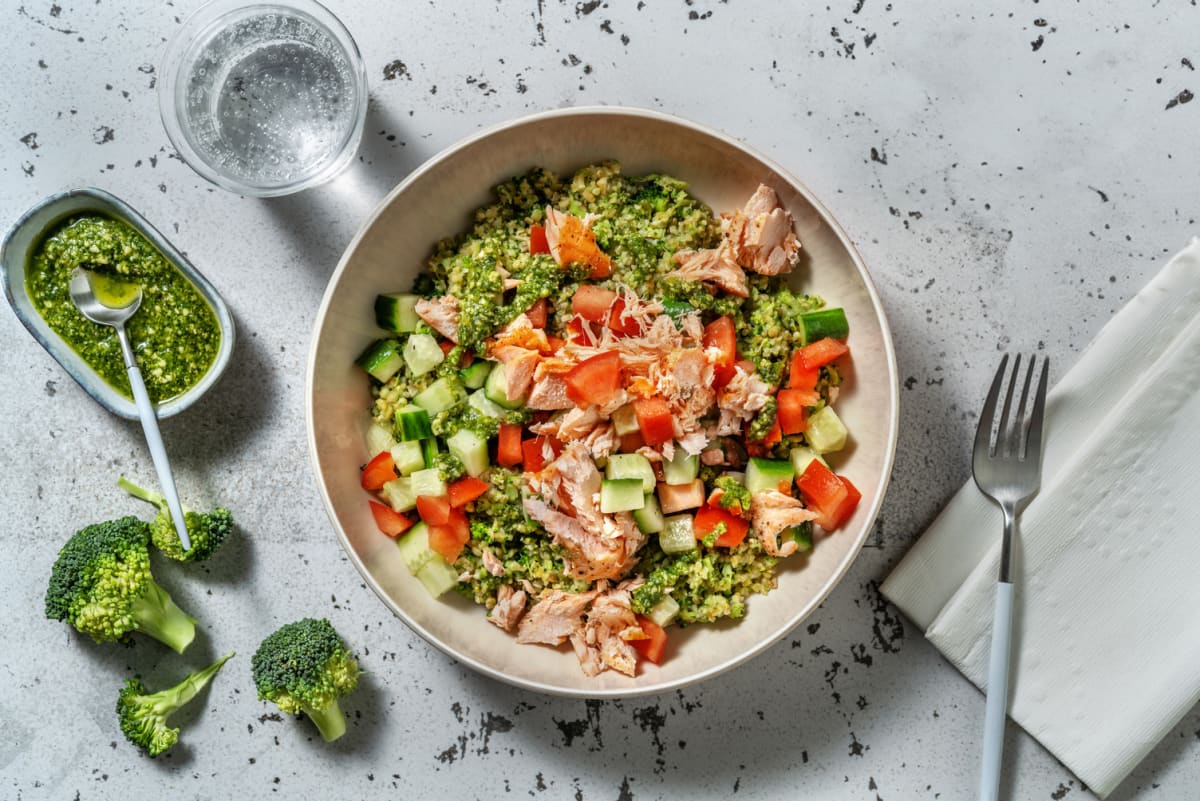 Bowl de boulgour et miettes de saumon fumé