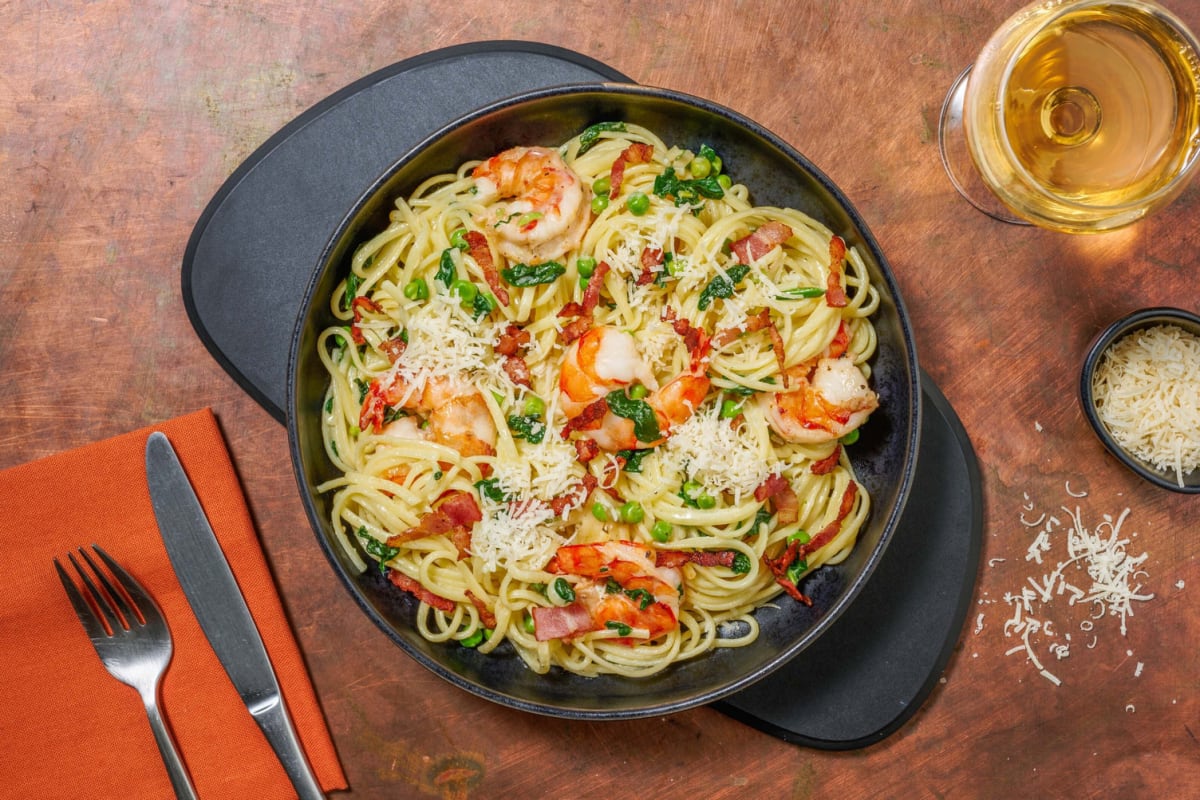 Creamy Alfredo-Style Jumbo Shrimp Linguine