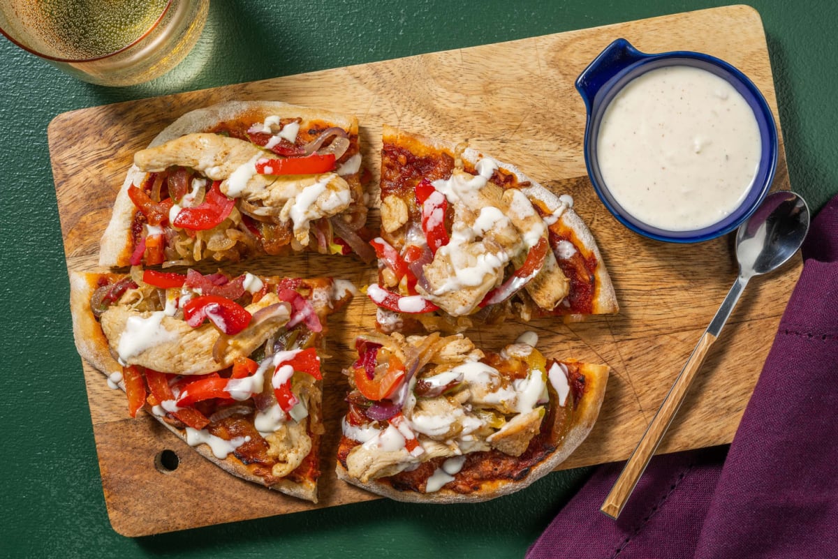 Schawarma-Style Hähnchen Pizza mit Paprika