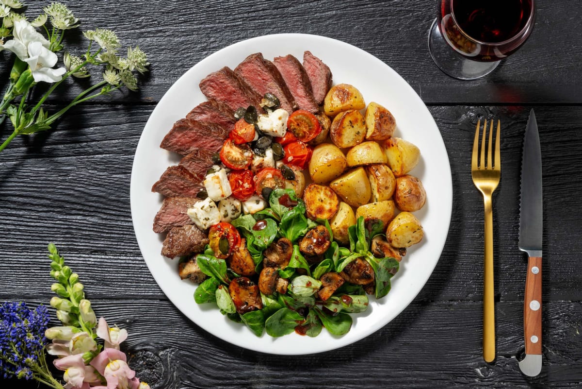 Rinderhüftsteak mit Tomaten-Feta-Haube