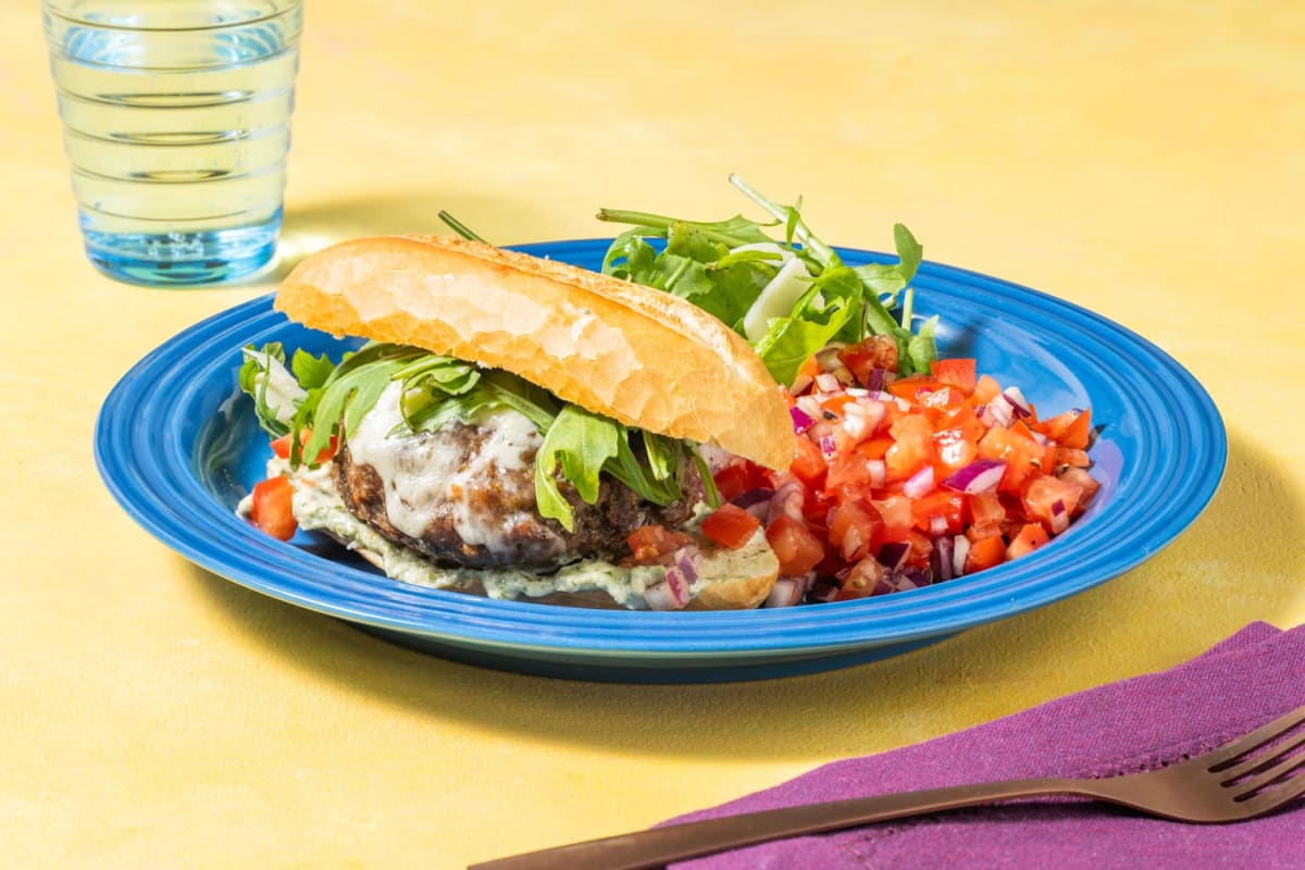 Broodje hamburger met Italiaanse twist