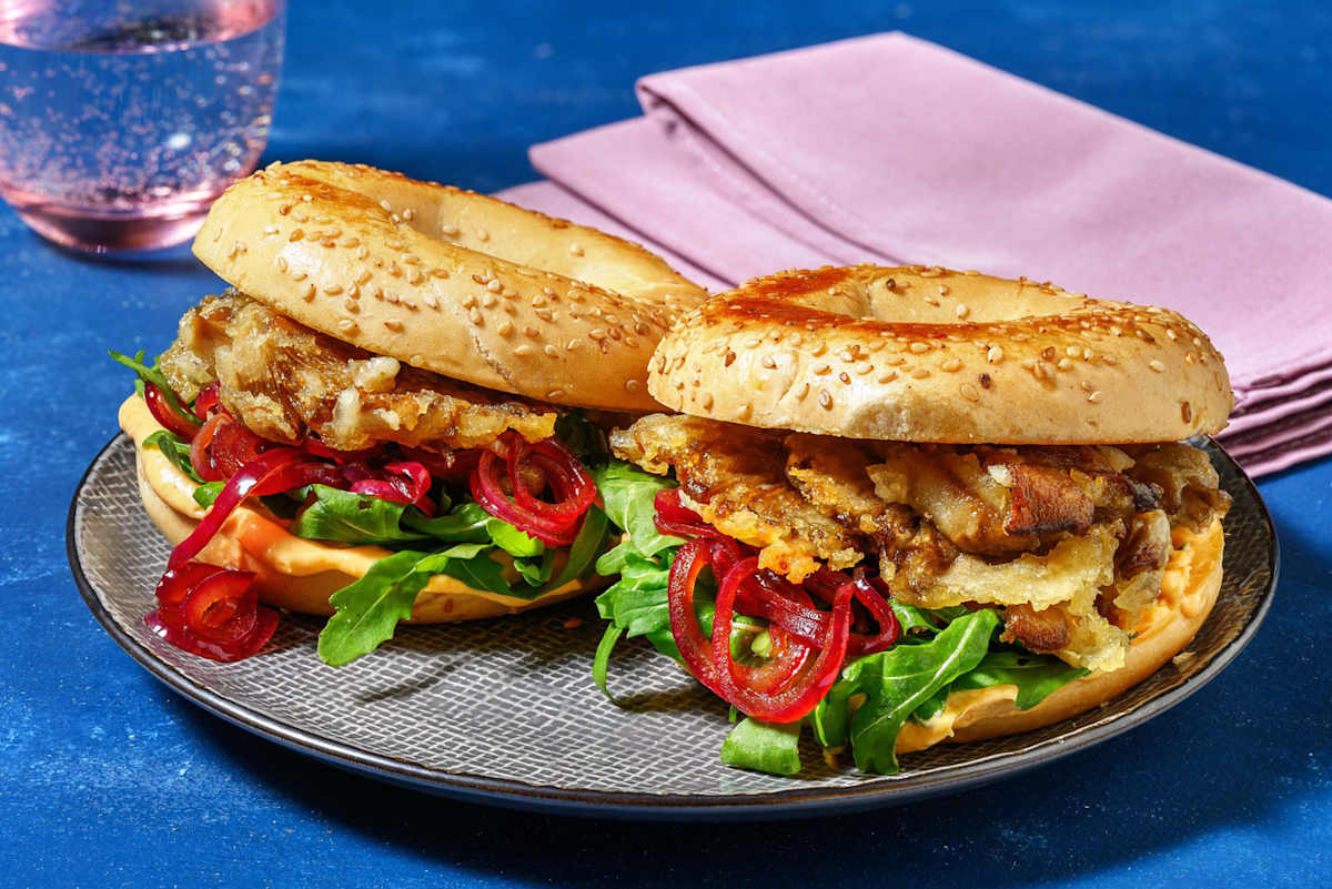 Bagel ai funghi Portobello e salsiccia