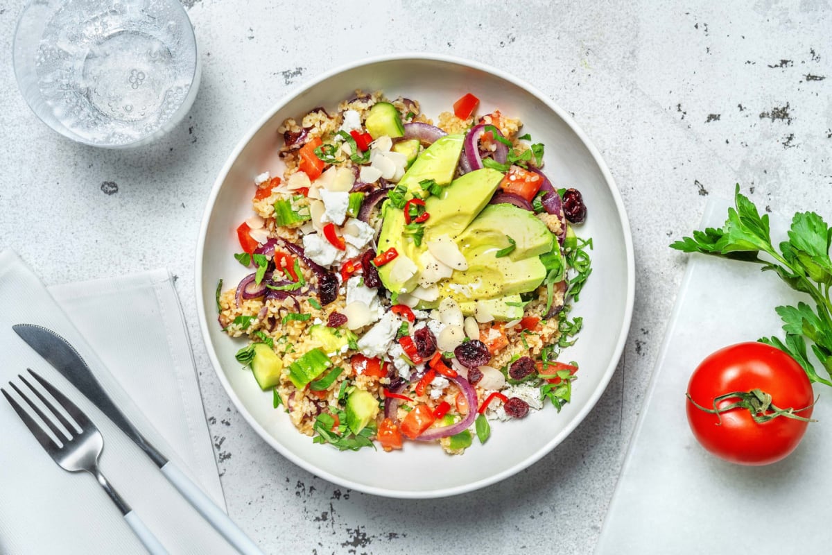 Bulgur met avocado, komkommer en cranberry's