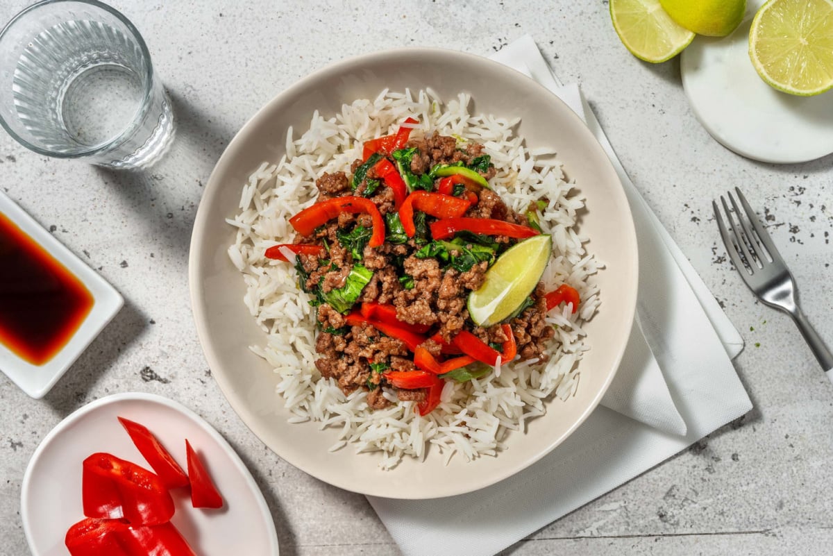 Asiatisches Rindshackfleisch mit Pak Choi