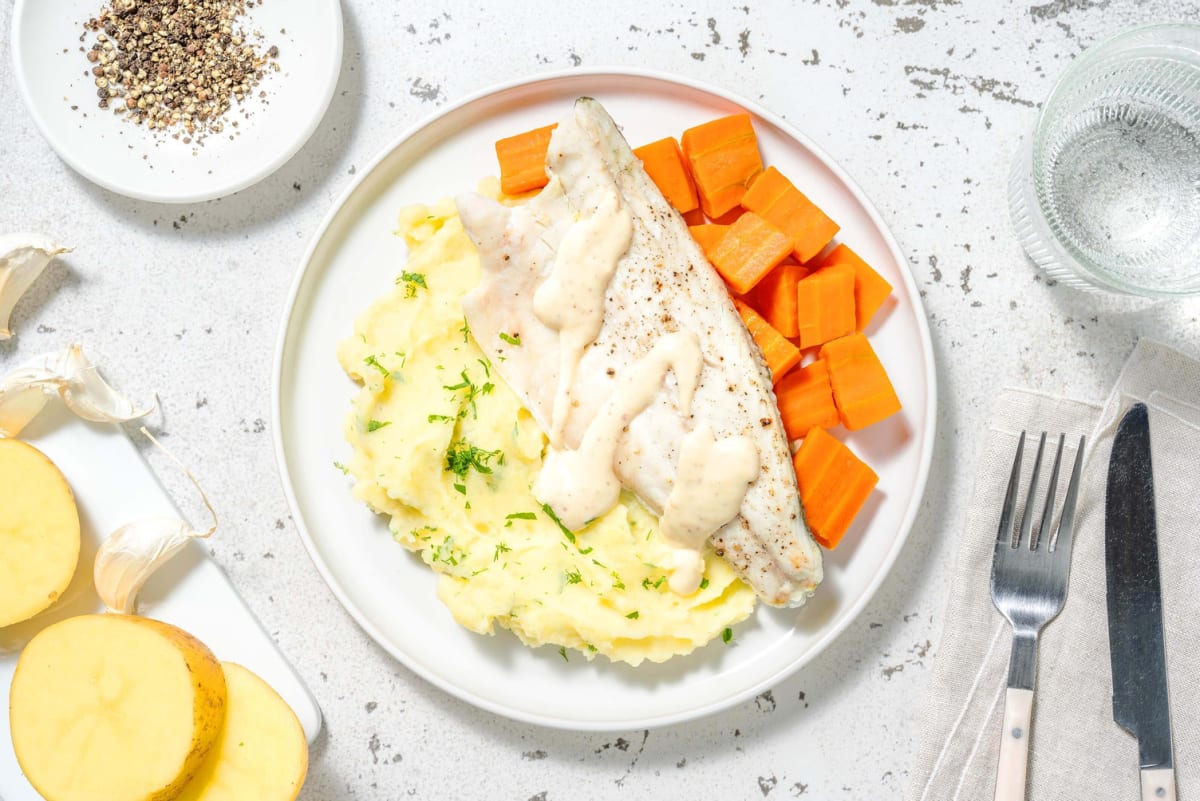 Fischfilet mit Kartoffelpüree und Senfrahm