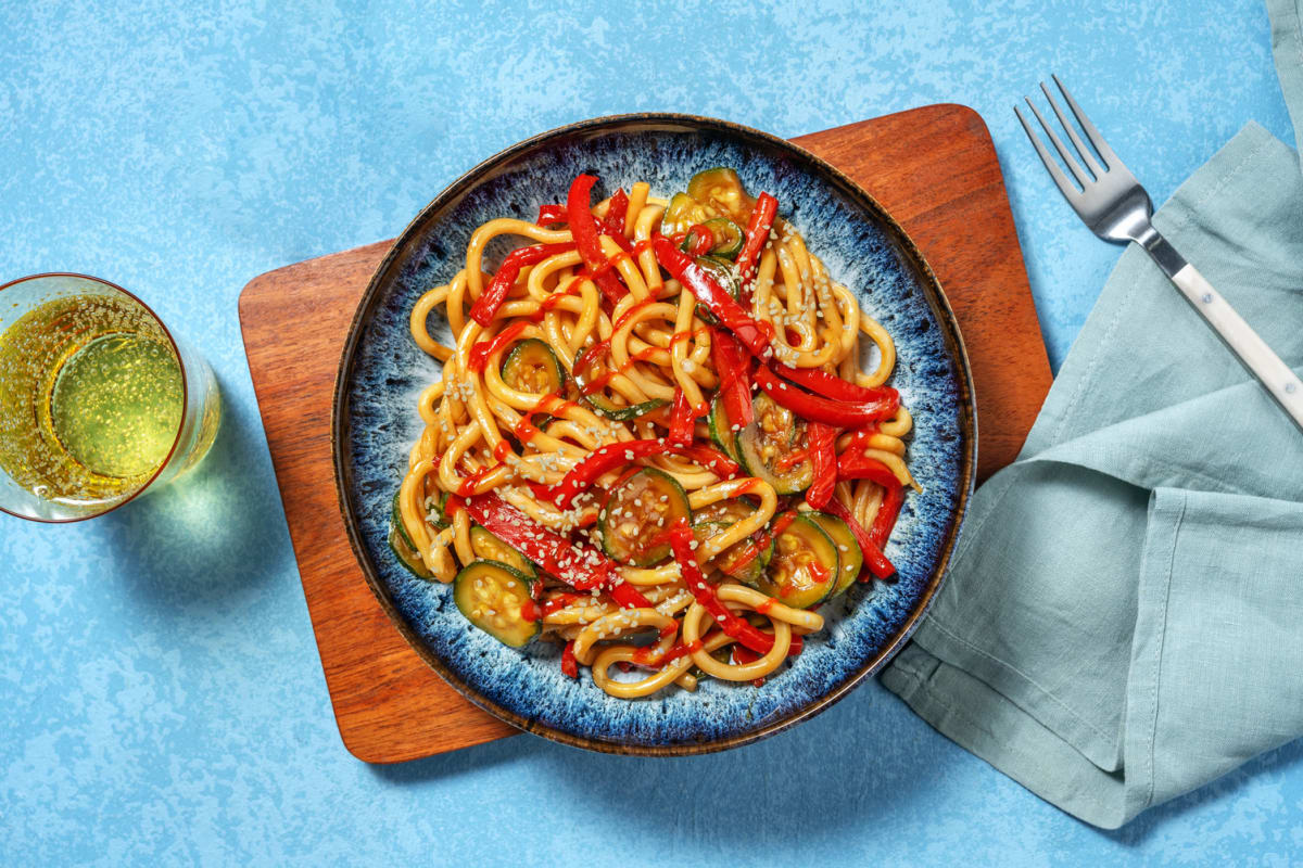 Noodles agrodolci alle zucchine e peperoni