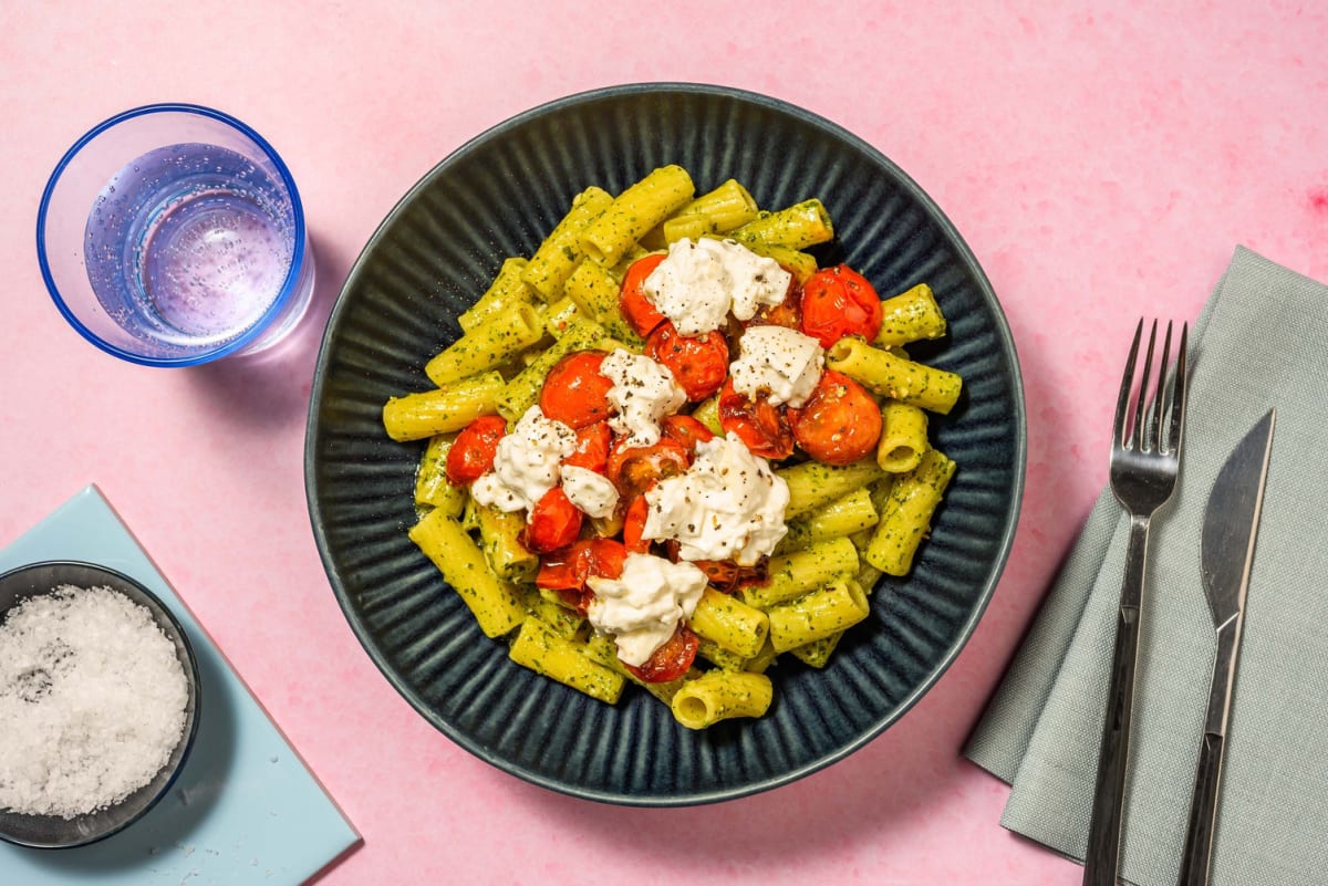 Rigatoni al pesto verde & burrata cremosa