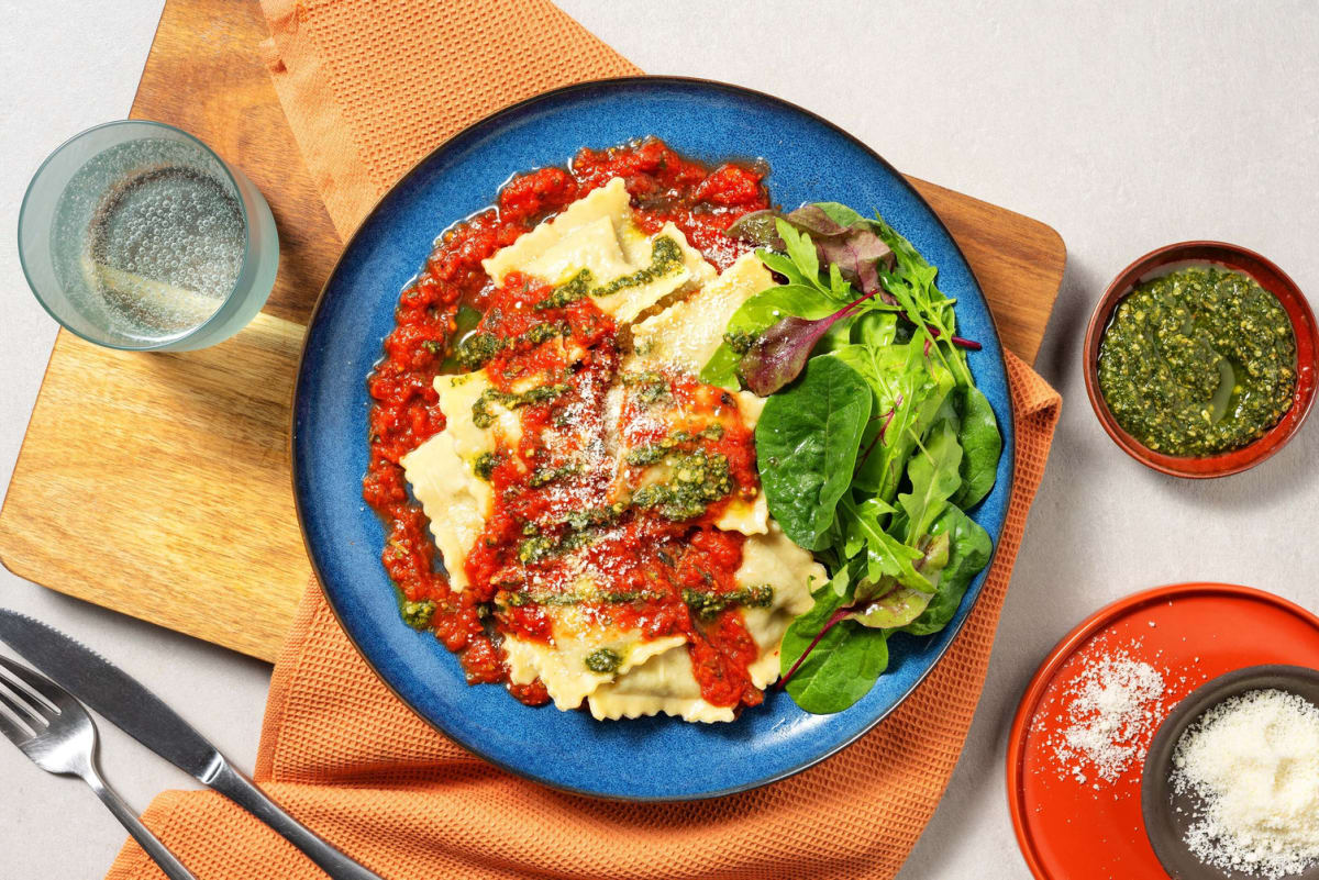 Spinach and Ricotta Ravioli in Tomato Sauce