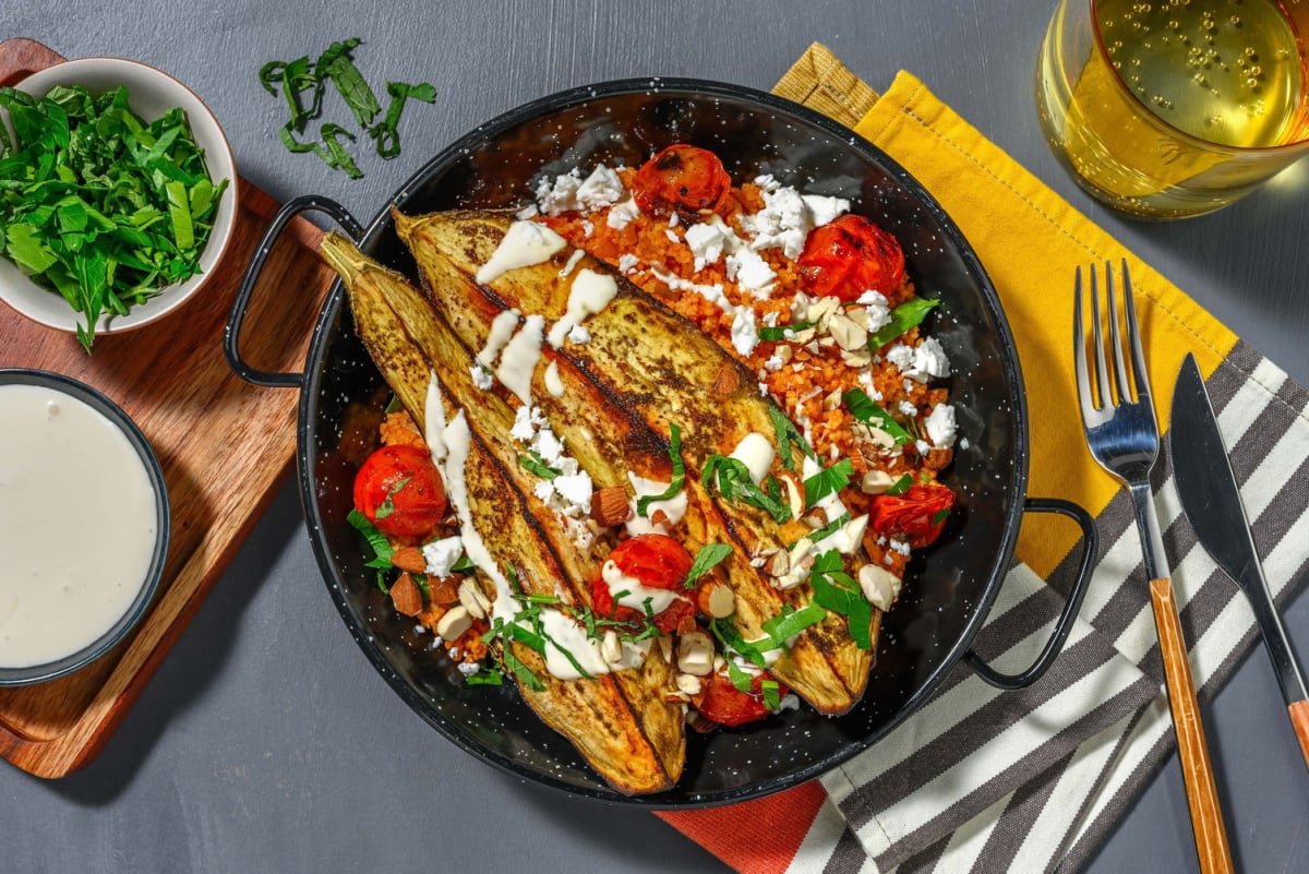 Aubergine rôtie et semoule à la tomate