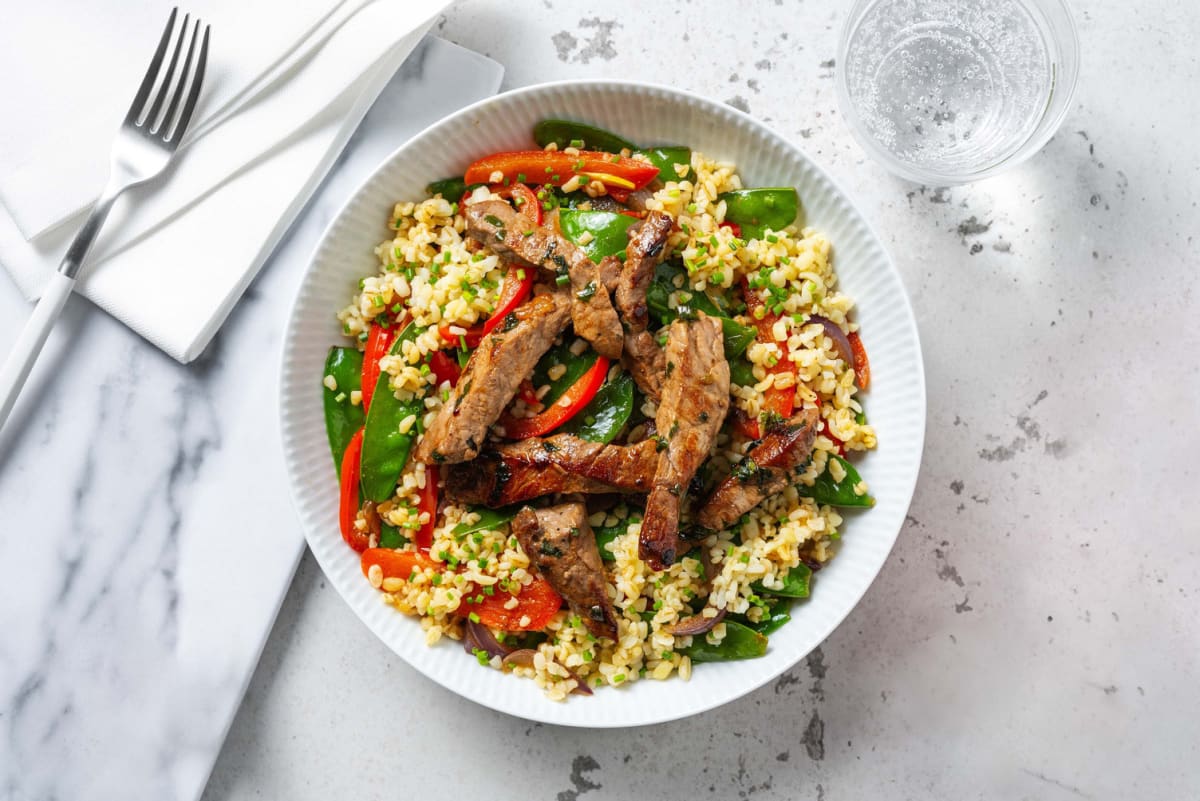 Salade de boulgour aux émincés de steak et pois mange-tout