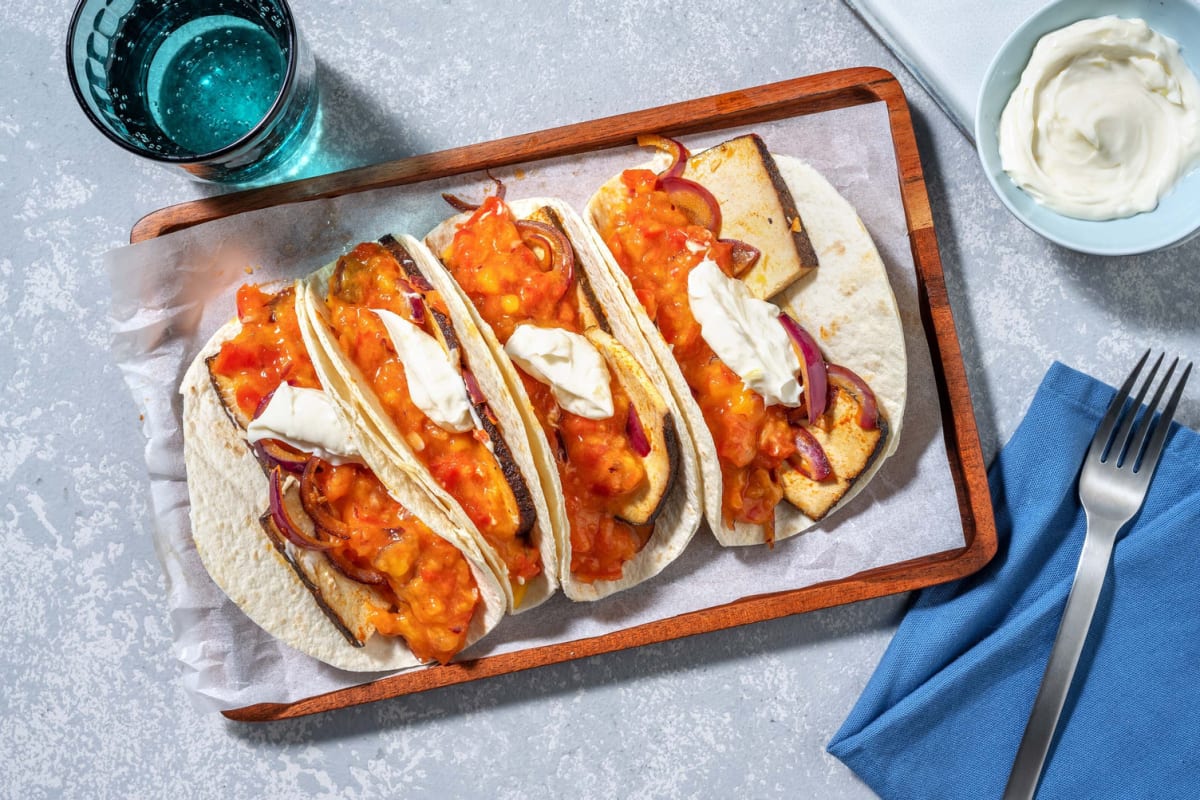 Tacos mit Räuchertofu & Mango-Paprika-Salsa