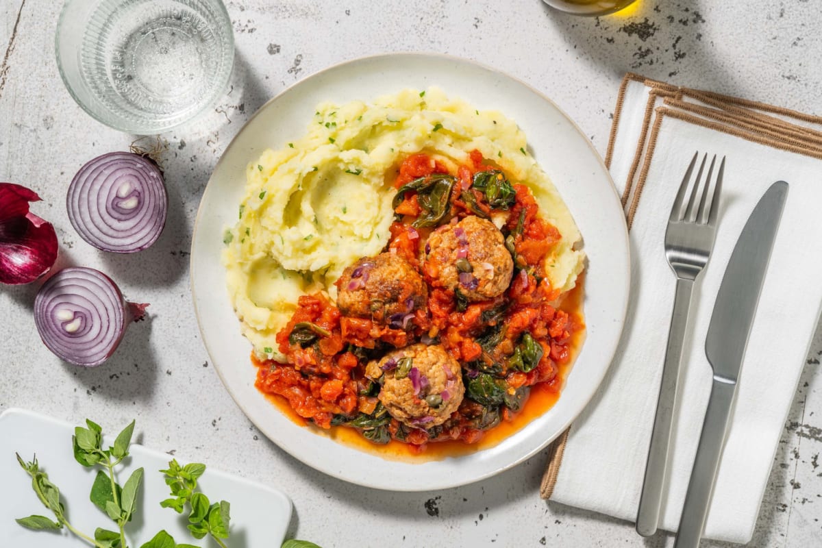 Kapern-Rindshackbällchen in Tomatensauce