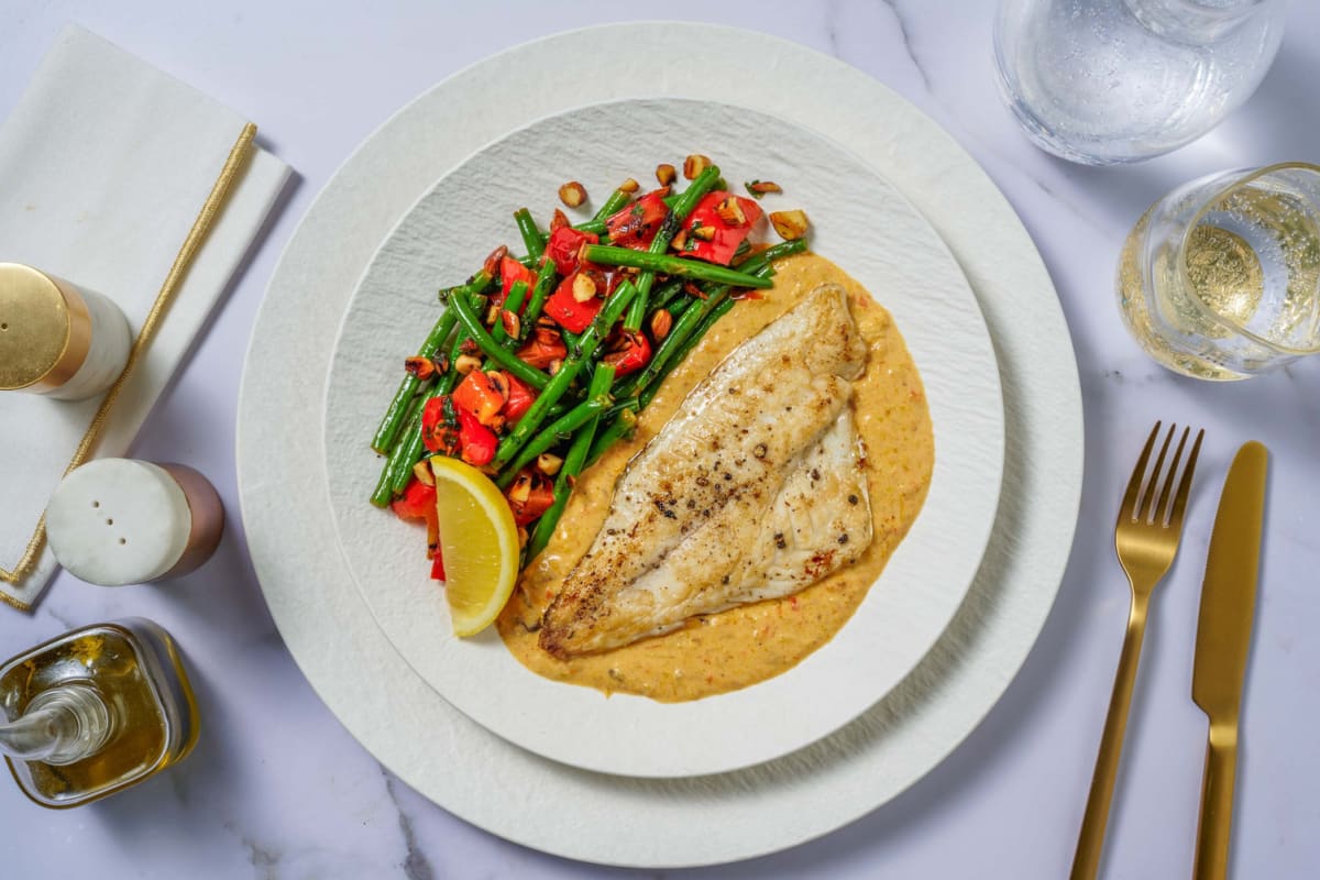 Kabeljaufilet mit cremiger Paprikasoße