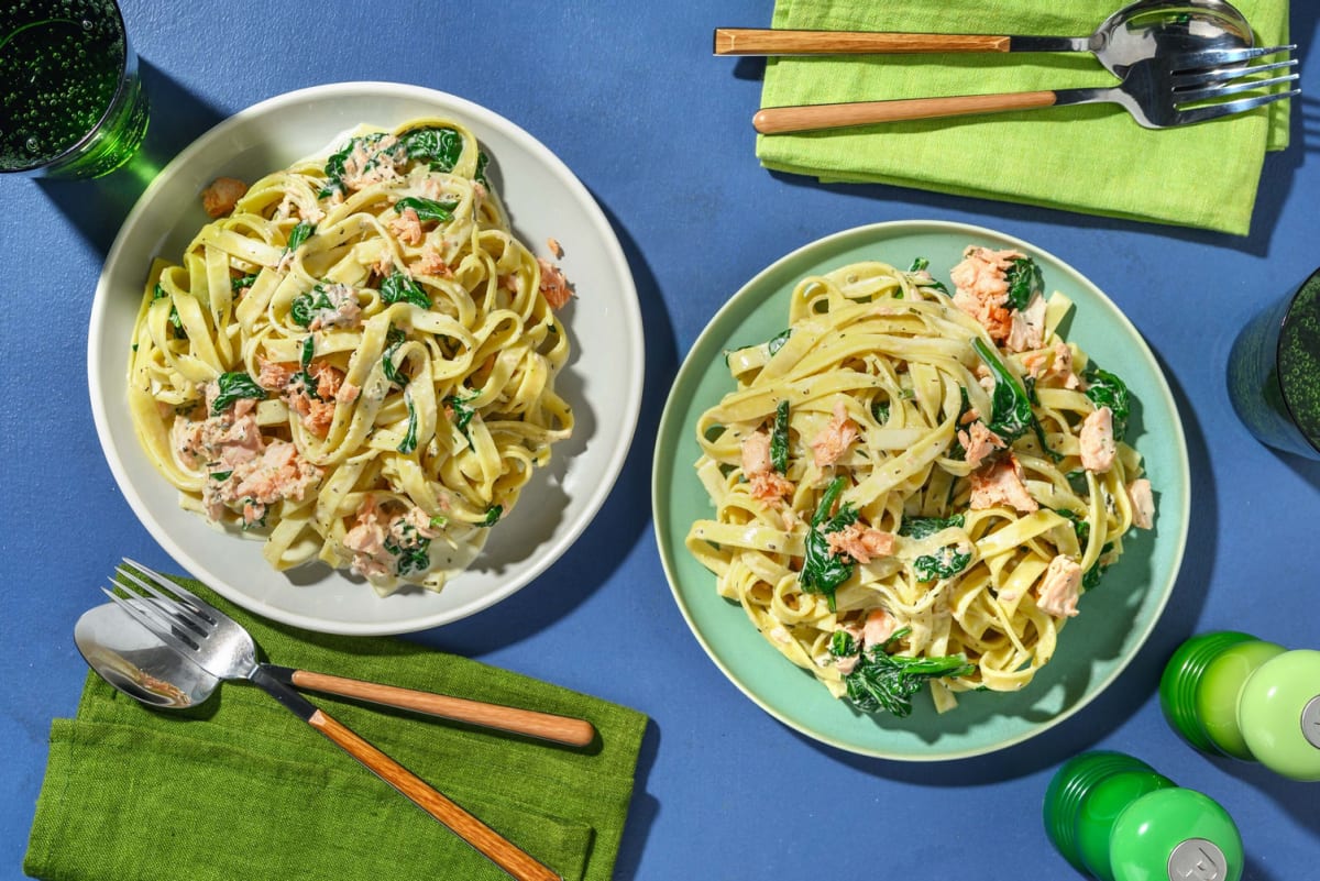 Verse tagliatelle met gerookte zalm