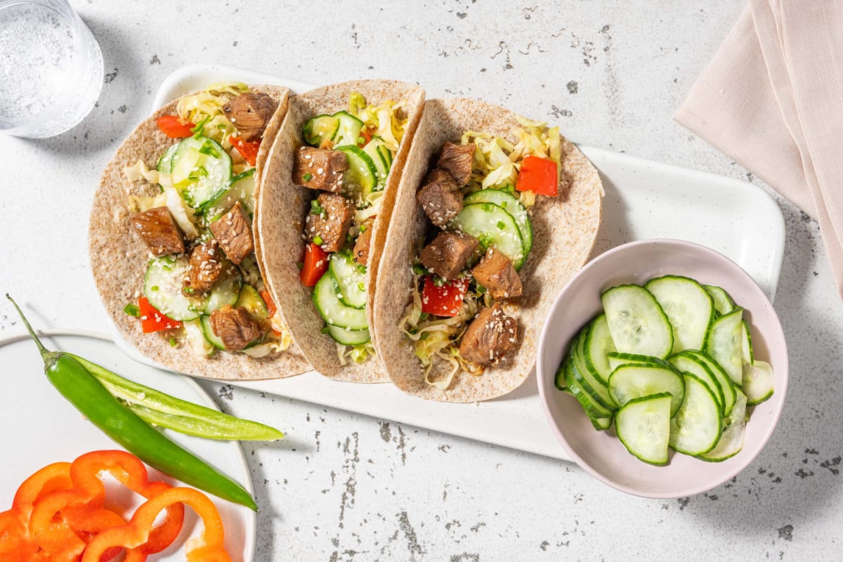 Mini-tortillas garnies de steak mariné et gomasio