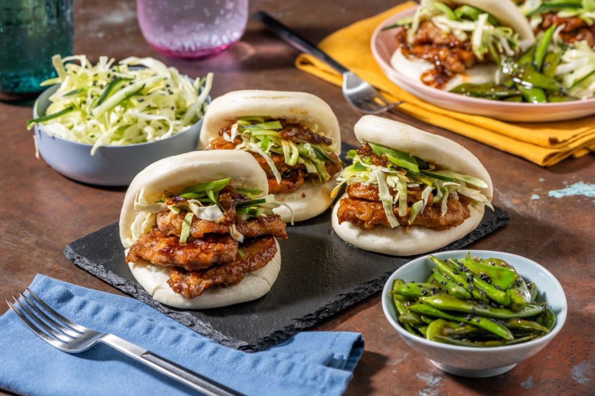 Bao buns met sticky varkenshaas