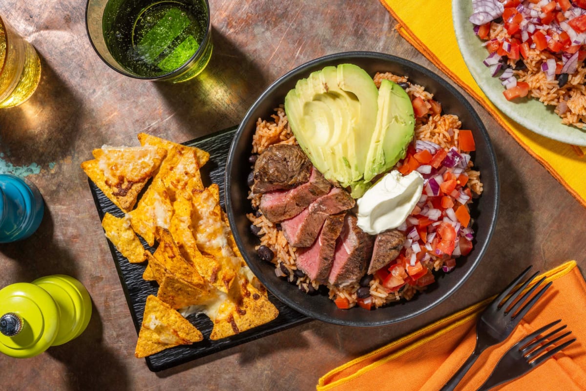 Goedgevulde nachobowl met steak